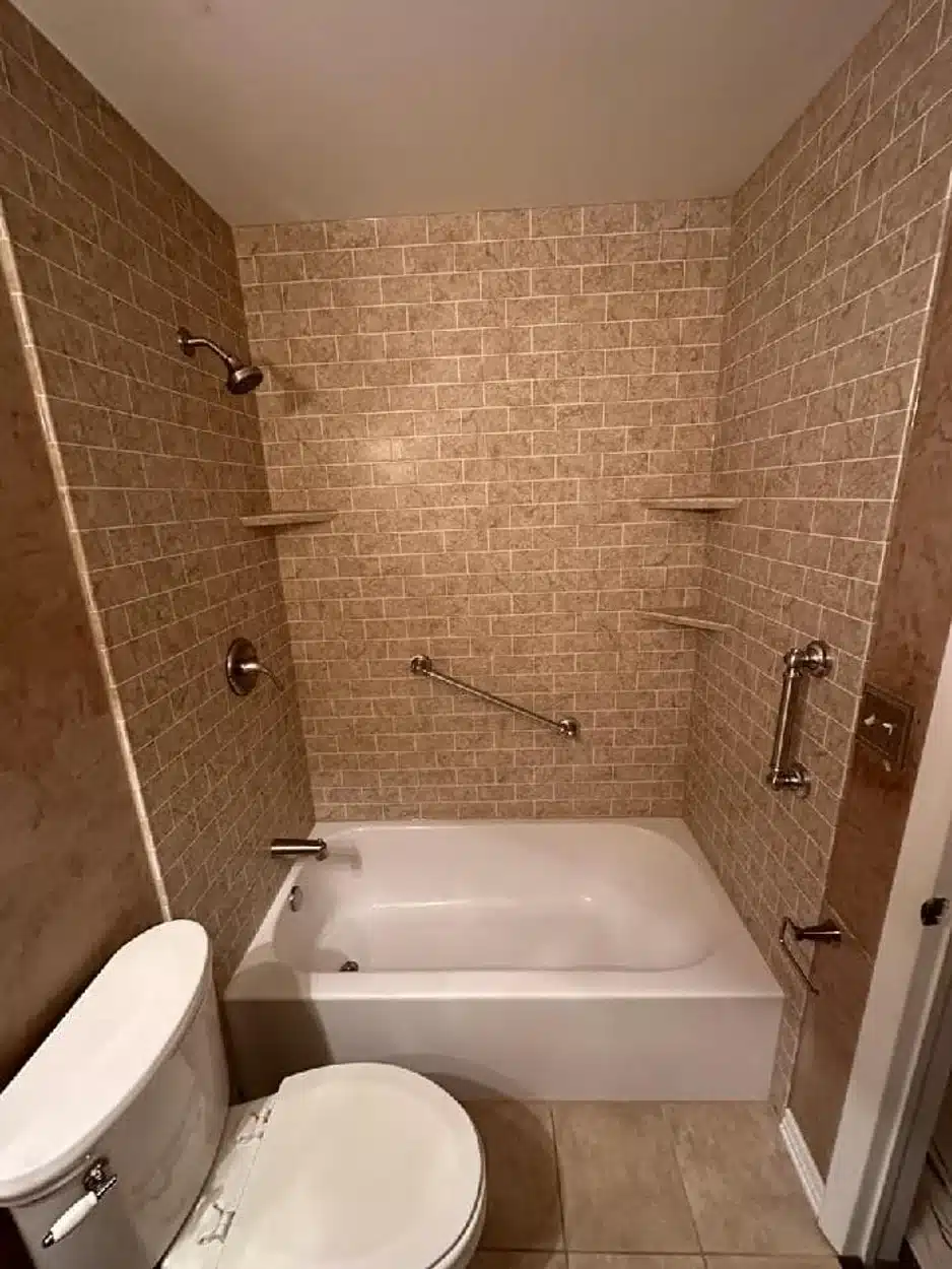 Tub remodel in residential bathroom in Dayton, OH.