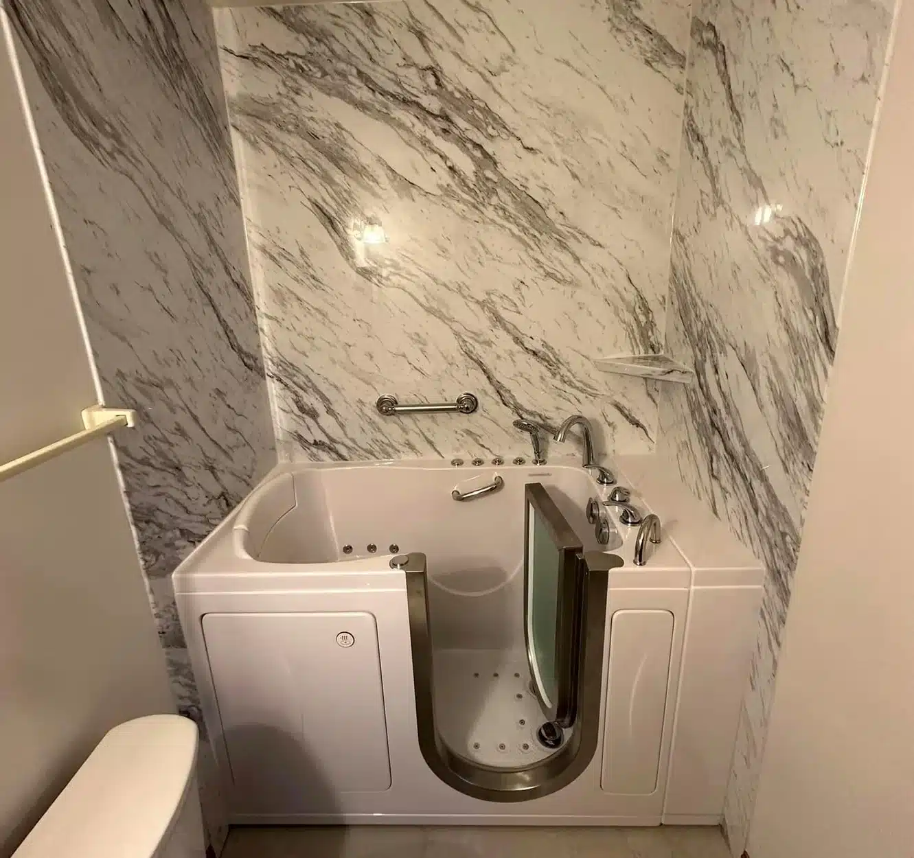 Walk in tub in residential bathroom in Dayton, OH.